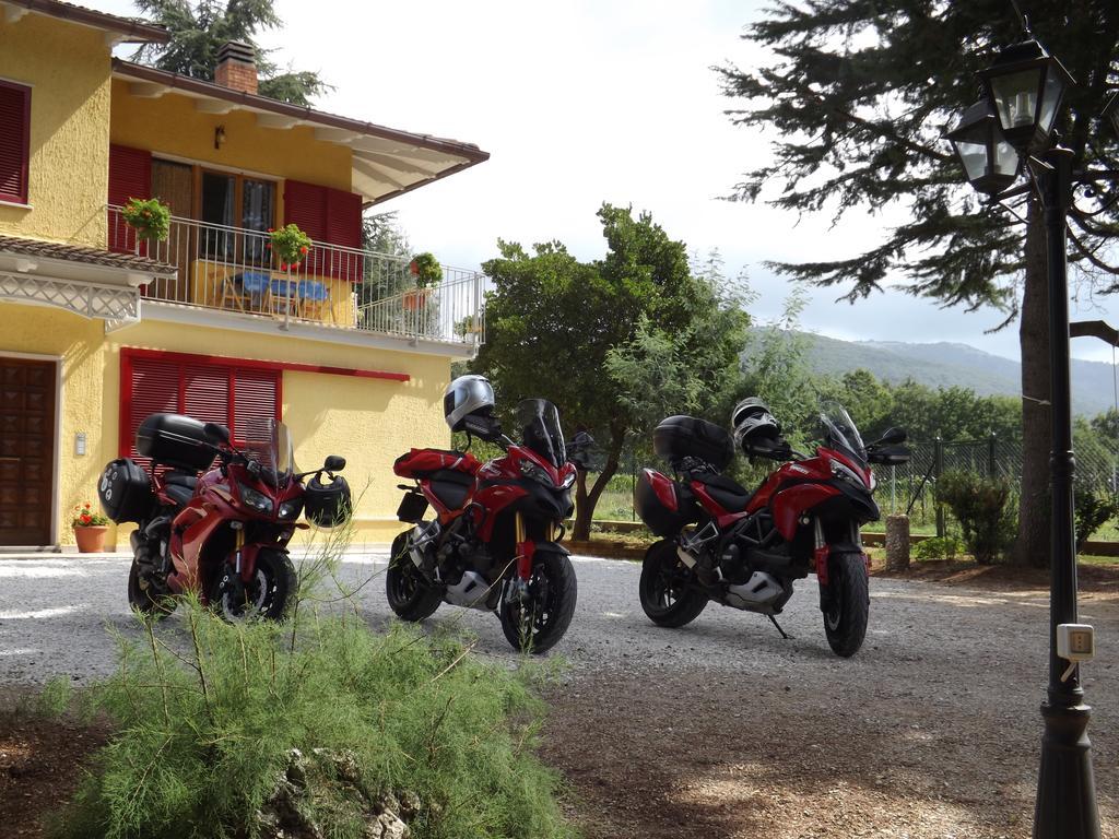 B&B Il Pizzagiallo Massa Martana Exterior photo